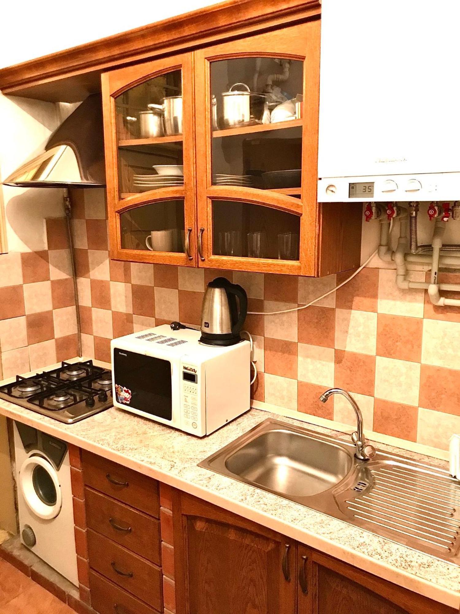 Apartments In The Customs Square Лвив Екстериор снимка